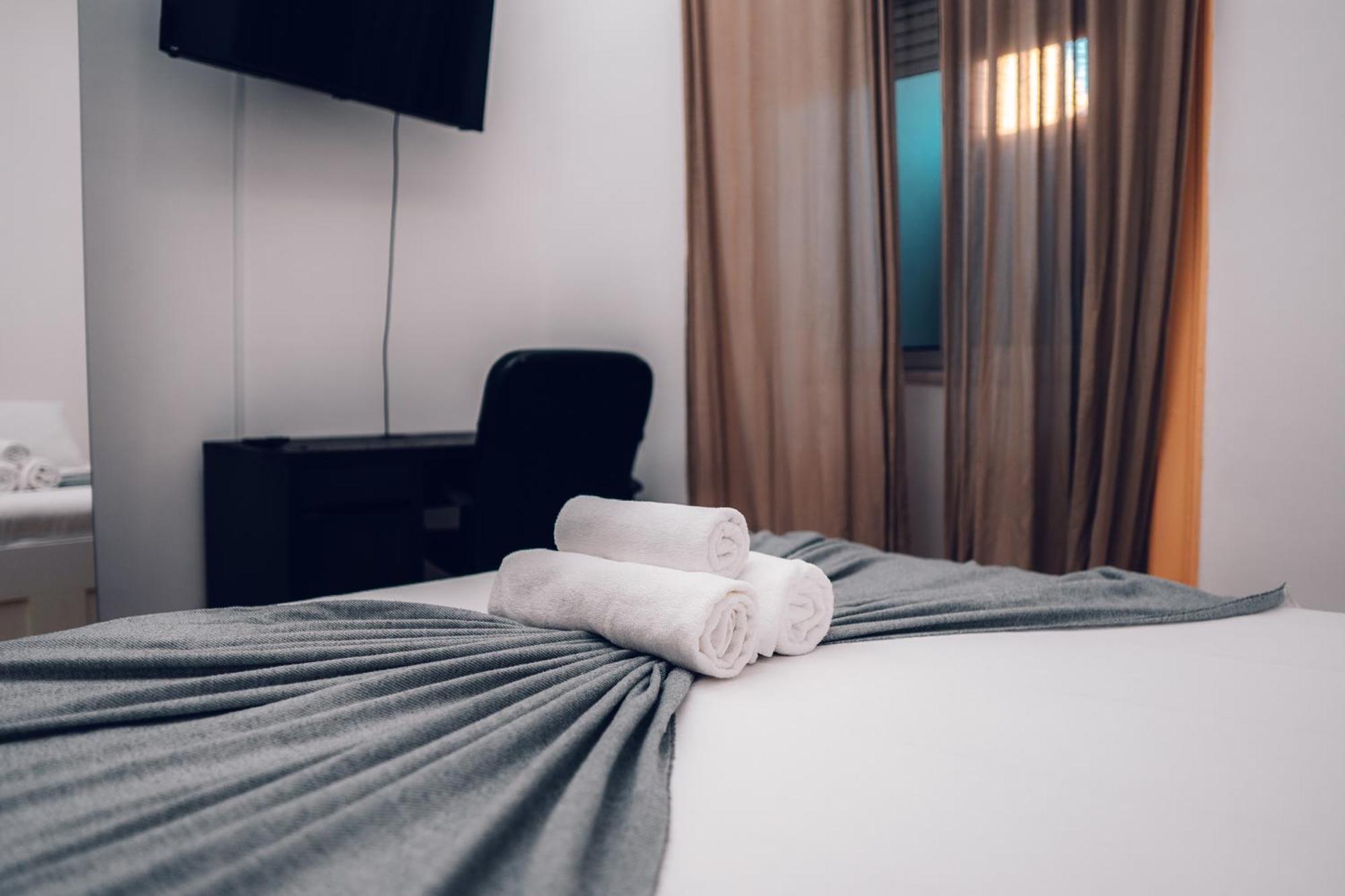Guest House Arroios Rooms Lisbon Bagian luar foto