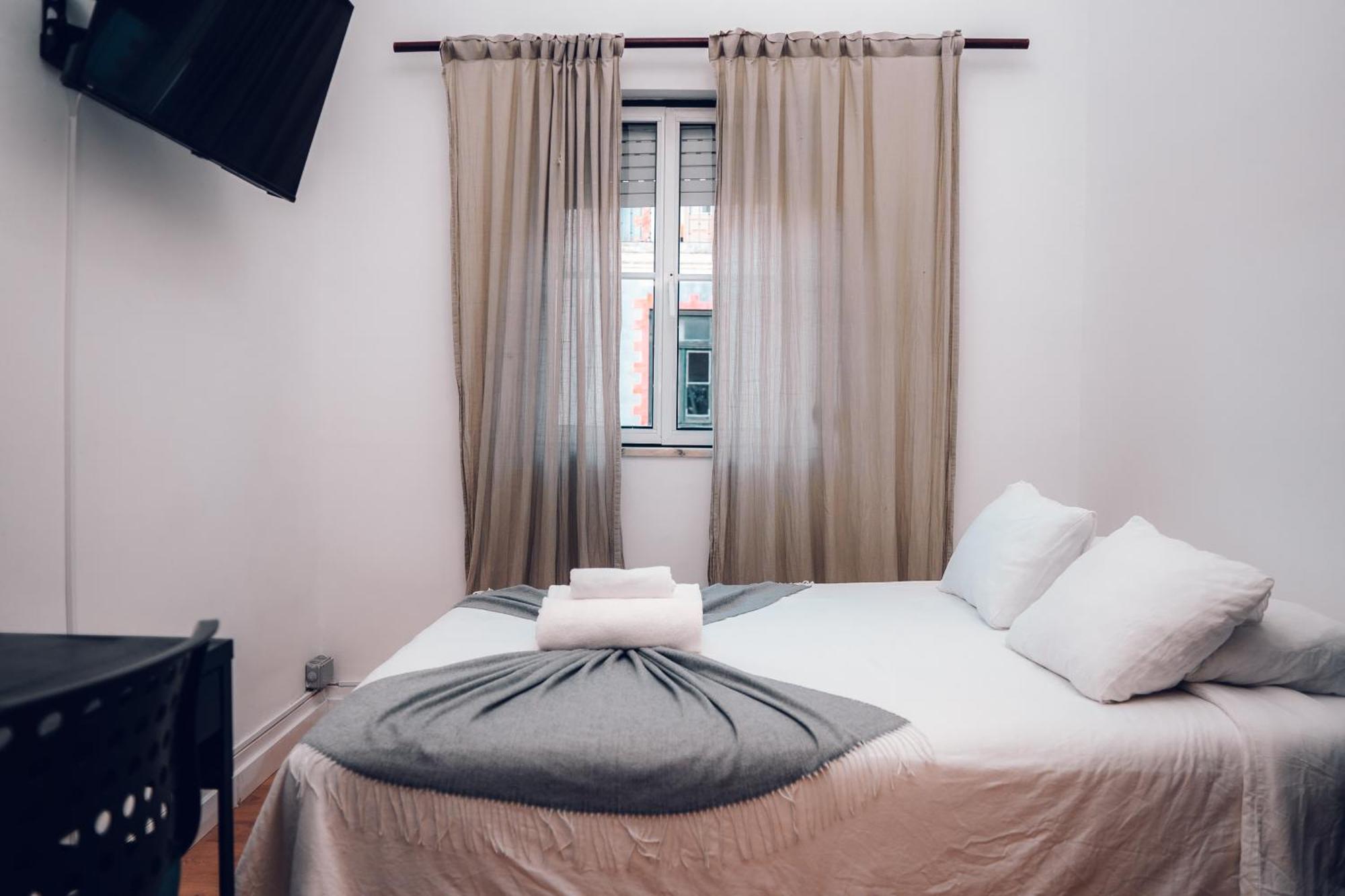 Guest House Arroios Rooms Lisbon Bagian luar foto
