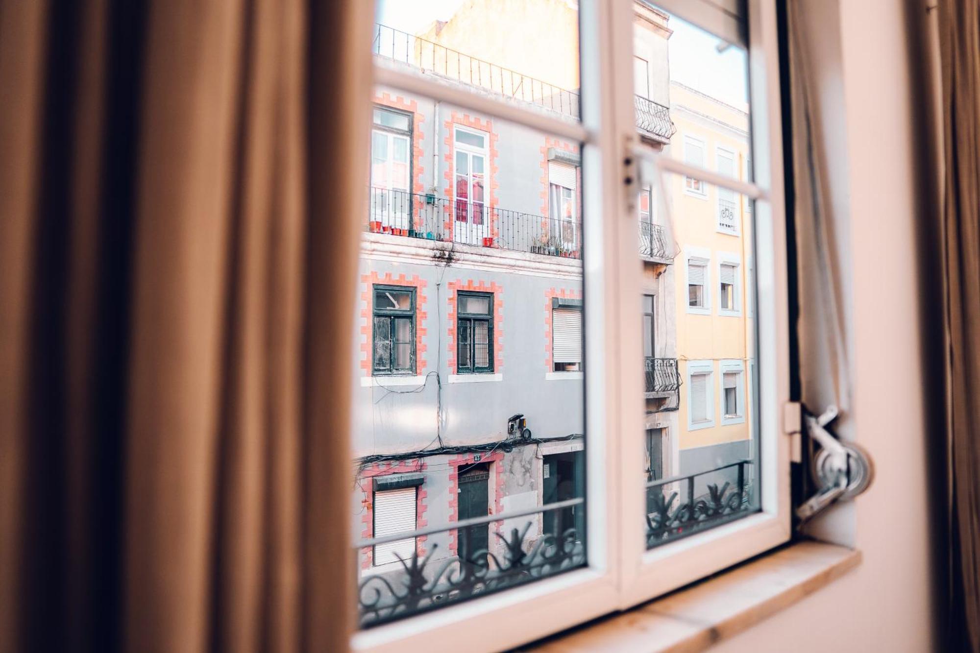 Guest House Arroios Rooms Lisbon Bagian luar foto